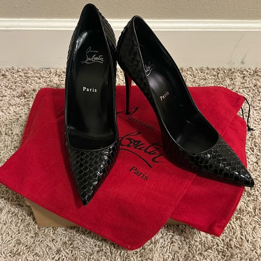 LIKE NEW AUTHENTIC LOUBOUTIN KATE 100 - PATENT BIRD Heels 👠